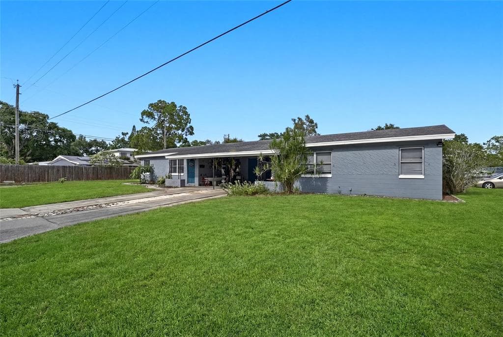 7301 8TH STREET N ST PETERSBURG, FL 33702