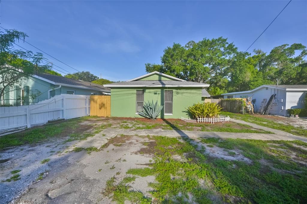 15616 AVALON AVENUE UNIT 2 CLEARWATER, FL 33760