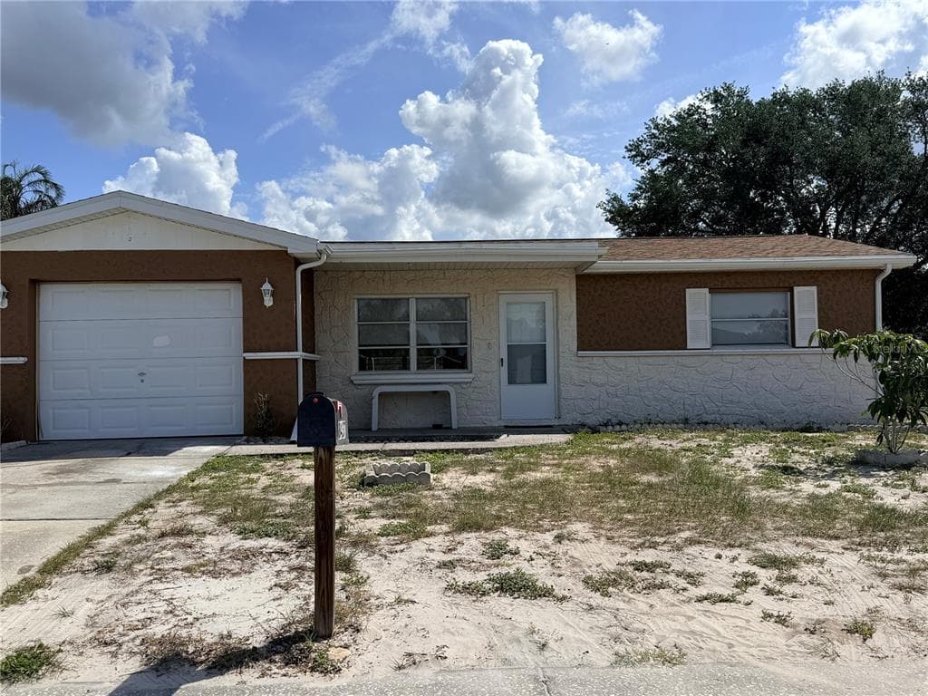 8437 LURAY DRIVE PORT RICHEY, FL 34668