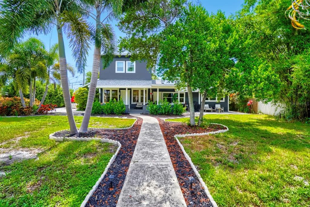 940 25TH STREET N ST PETERSBURG, FL 33713