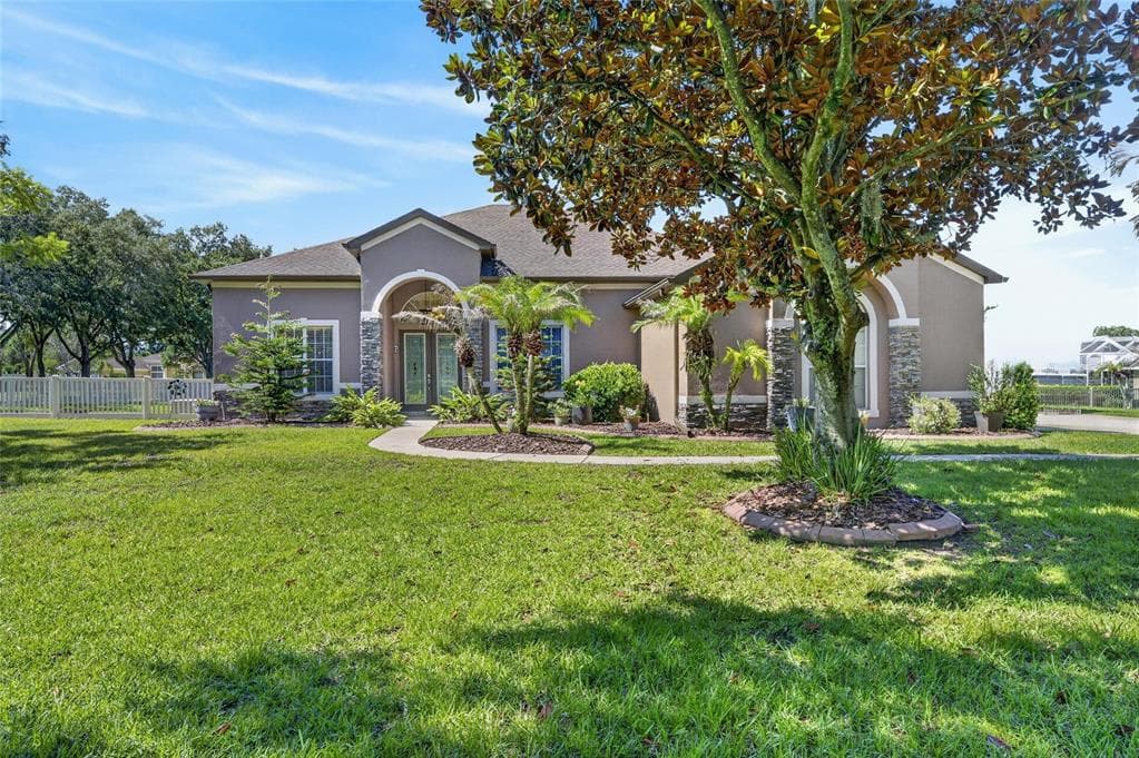 209 FOREST BREEZE AVENUE BRANDON, FL 33511