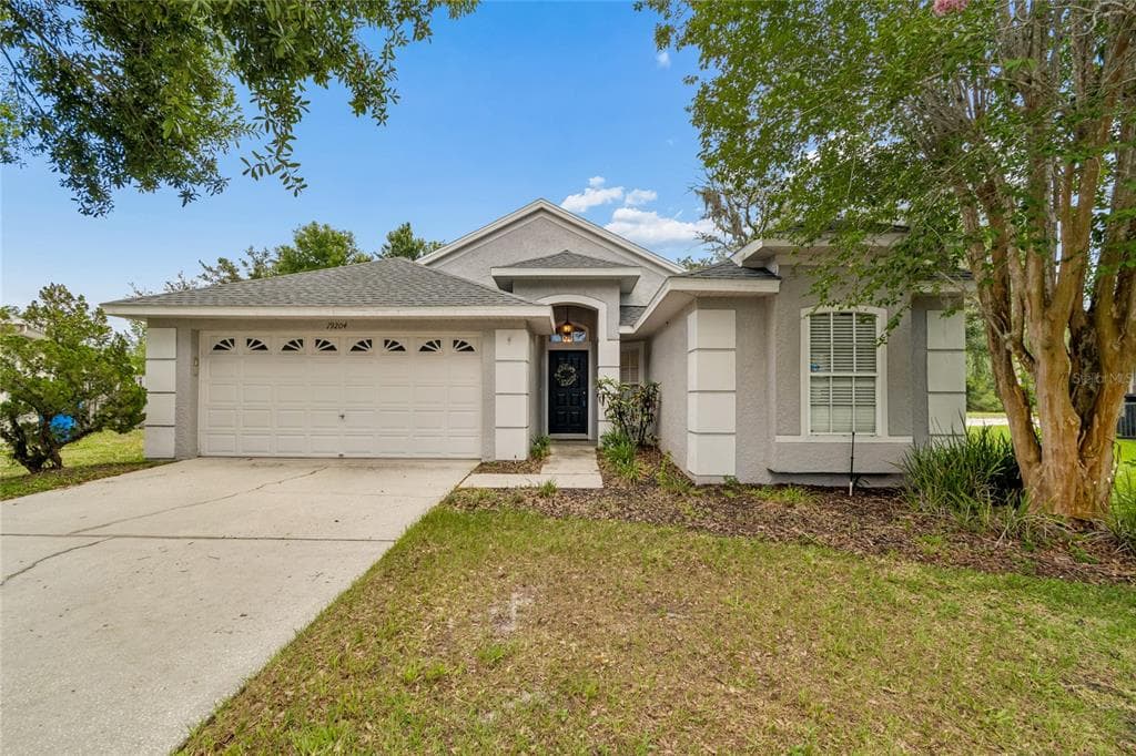 19204 GARDEN QUILT CIRCLE LUTZ, FL 33558