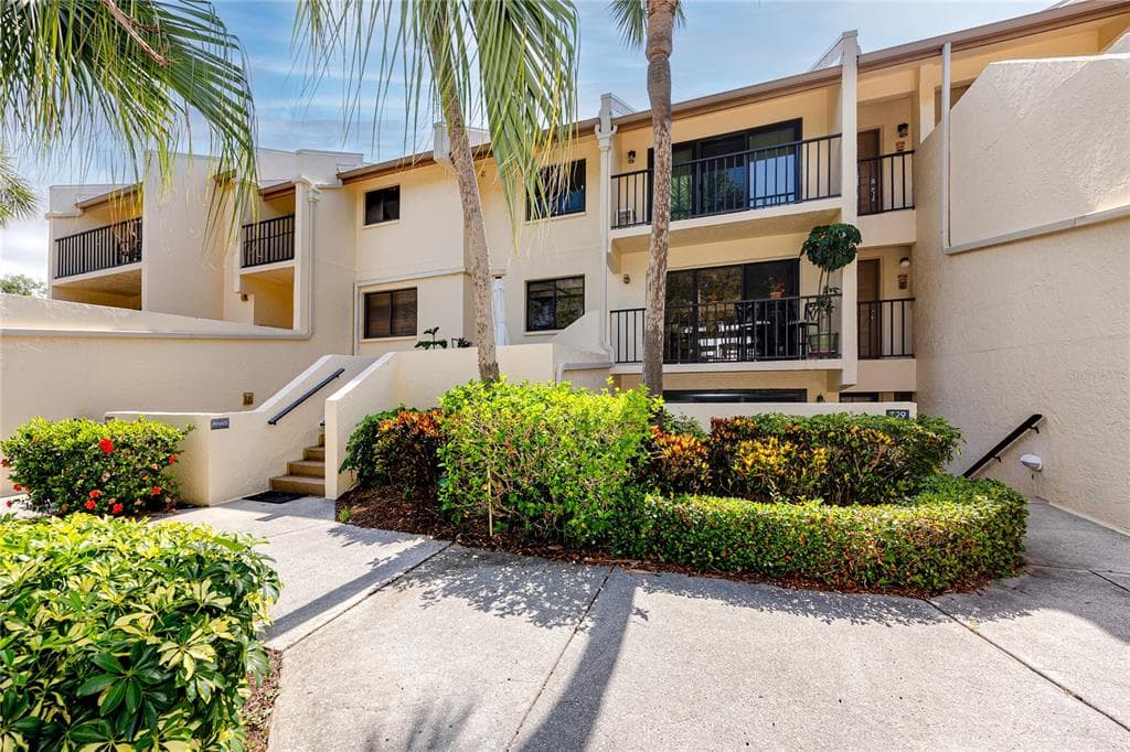 7530 SUNSHINE SKYWAY LANE S UNIT 115