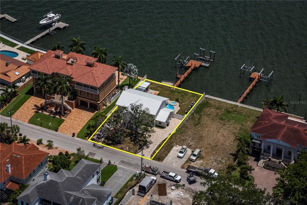 5812 MARINER STREET TAMPA, FL 33609