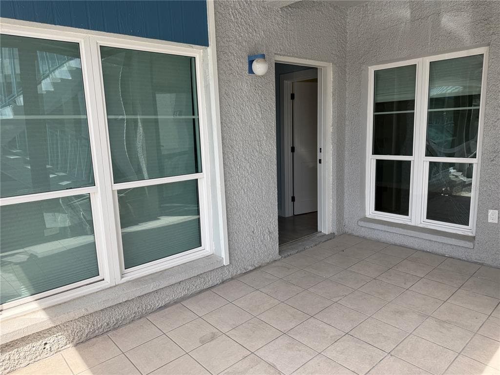 171 MEDALLION BOULEVARD UNIT B MADEIRA BEACH, FL 33708