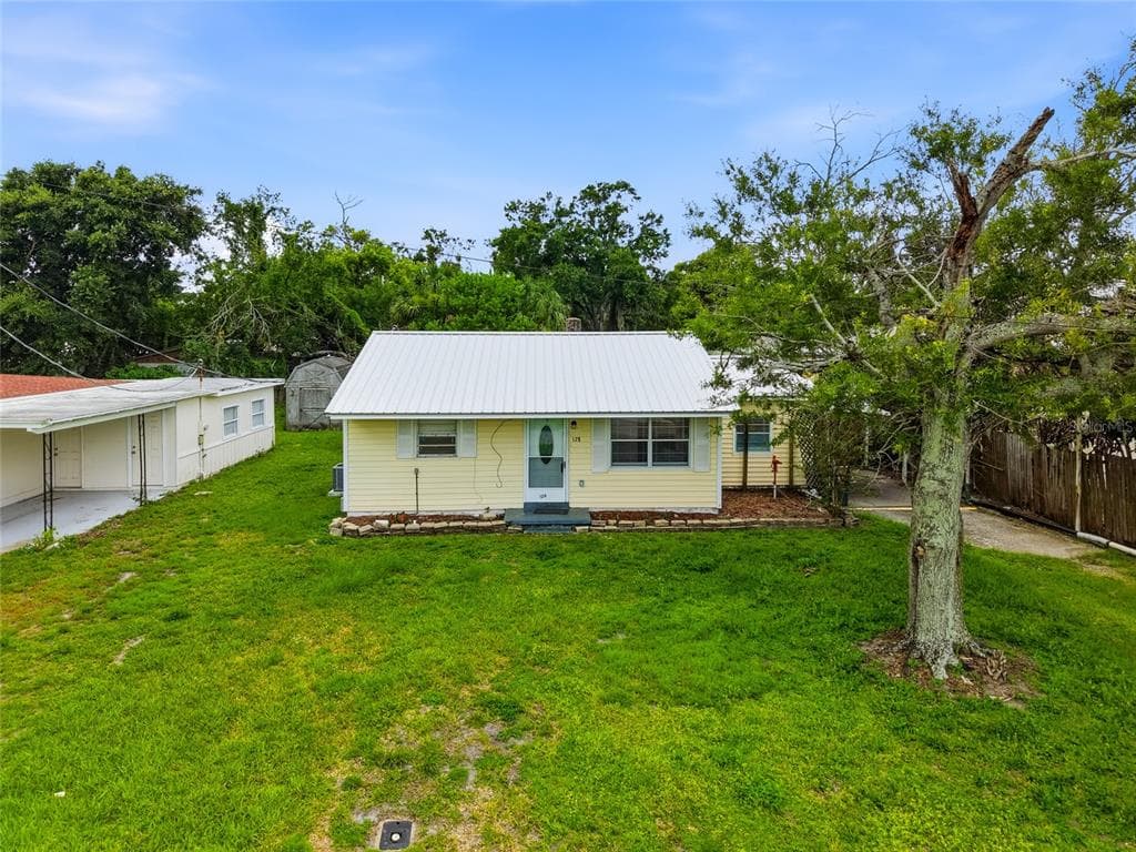 128 NW 10TH DRIVE MULBERRY, FL 33860