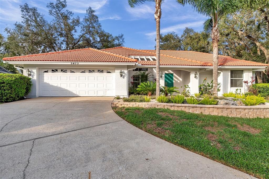 5473 BLUE HERON LANE WESLEY CHAPEL, FL 33543