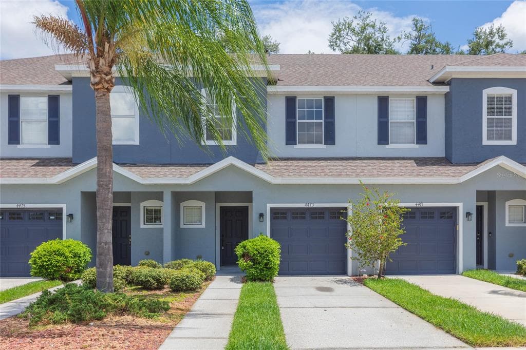 4473 AMBERLY OAKS COURT TAMPA, FL 33614