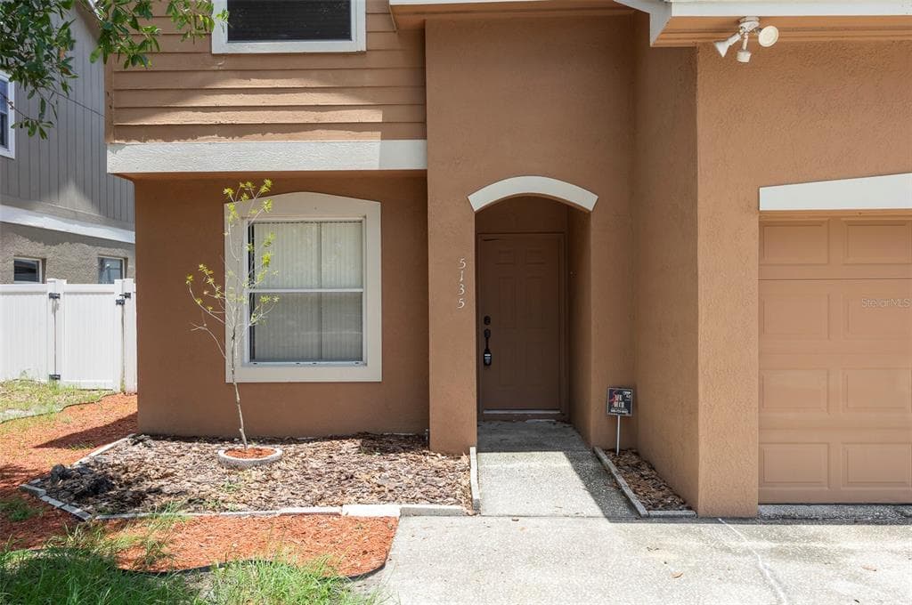 5135 CORVETTE DRIVE TAMPA, FL 33624