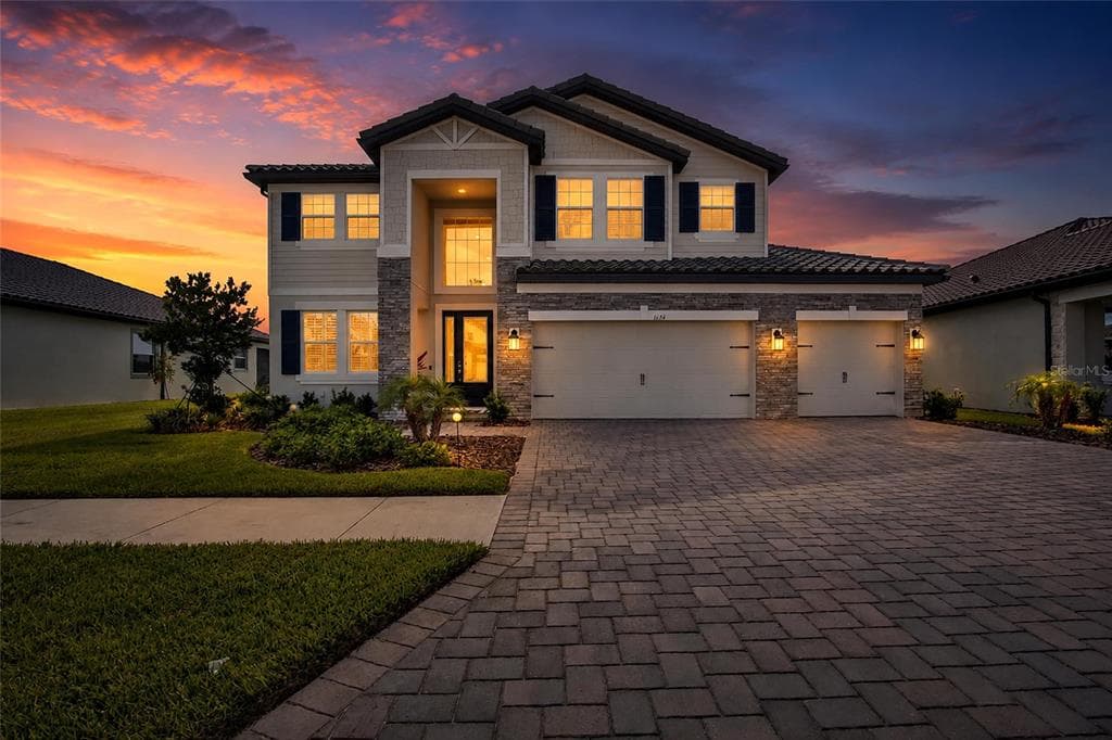 1694 DRUMMOND POINT ZEPHYRHILLS, FL 33541