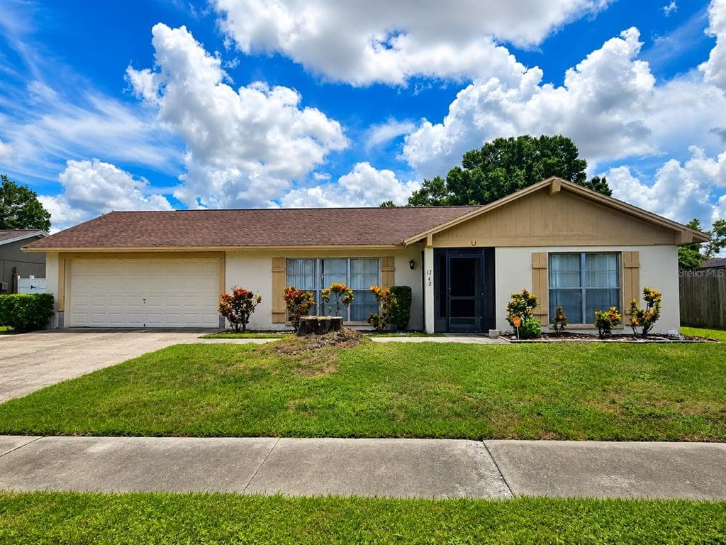 12412 CARDIFF DRIVE TAMPA, FL 33625