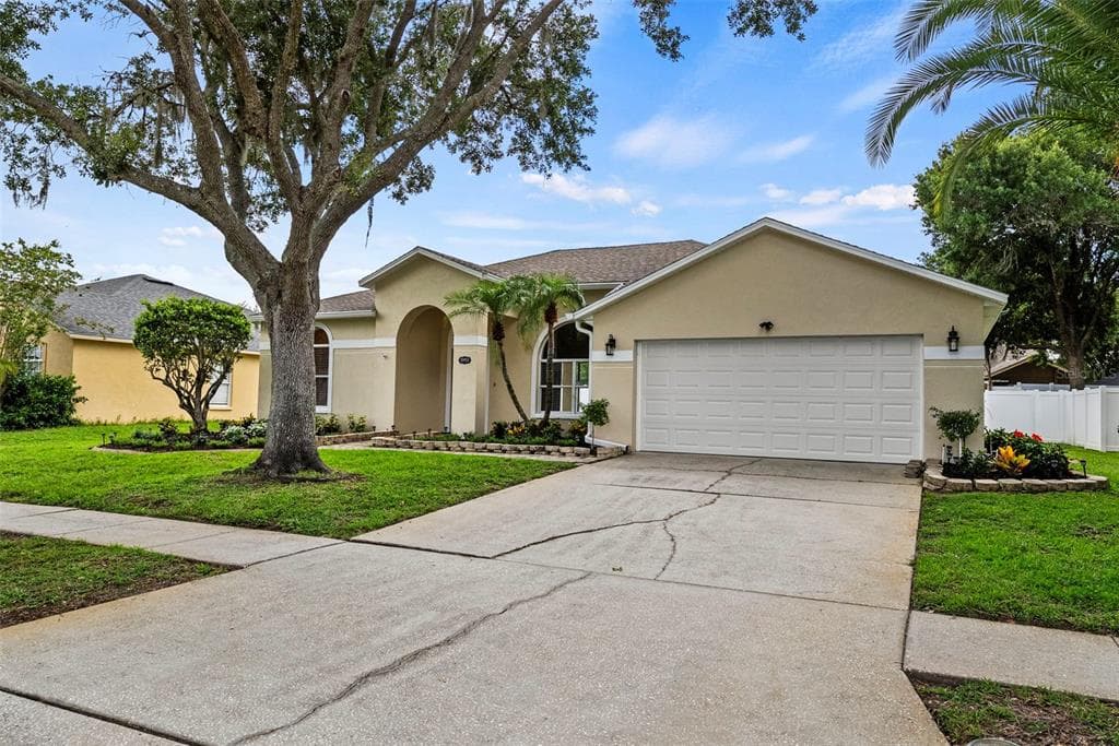 19811 WYNDHAM LAKES DRIVE