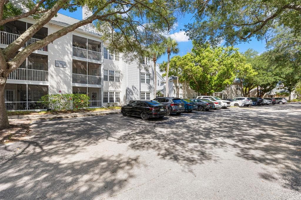 3310 HAVILAND COURT UNIT 104