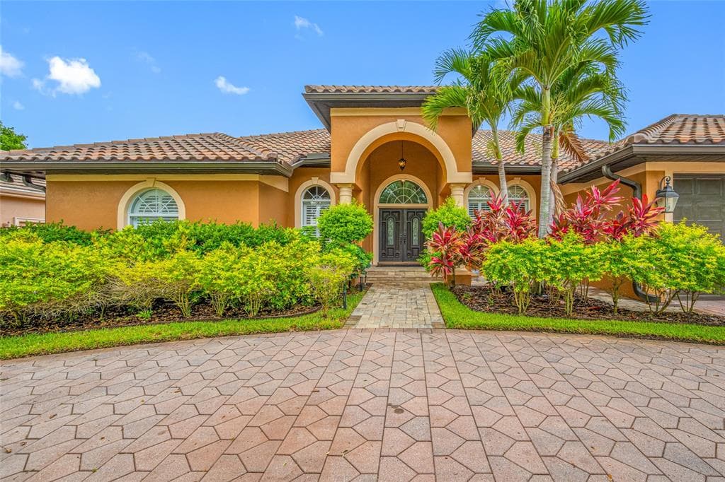 7888 BAYOU CLUB BOULEVARD SEMINOLE, FL 33777