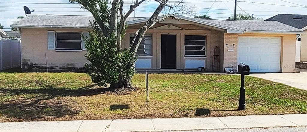 5200 CHET DRIVE NEW PORT RICHEY, FL 34652