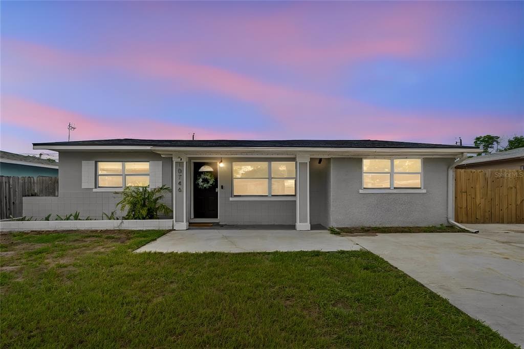 10746 109TH STREET SEMINOLE, FL 33778