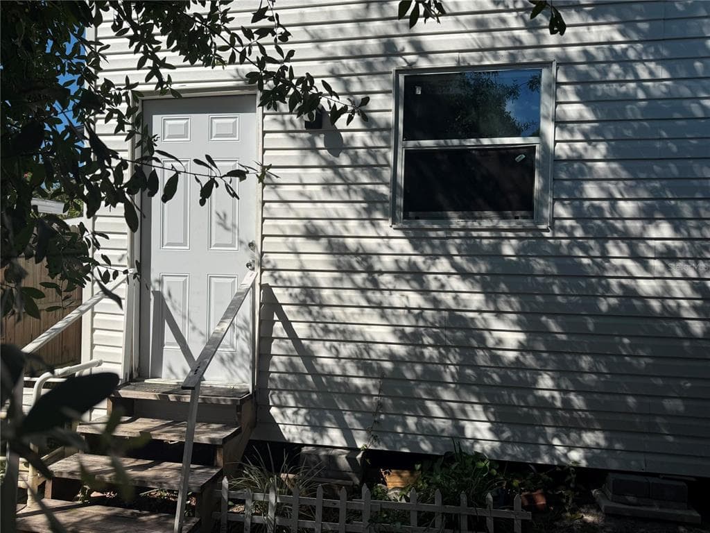 10004 MEMORIAL HIGHWAY