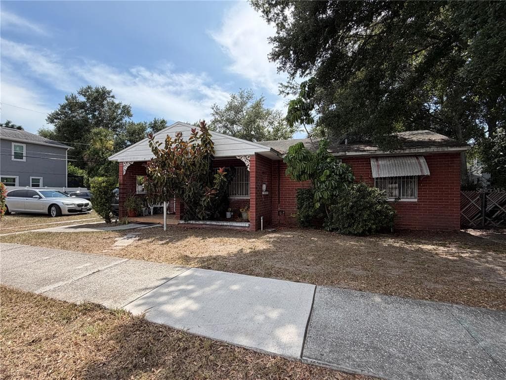2906 N 21ST STREET TAMPA, FL 33605