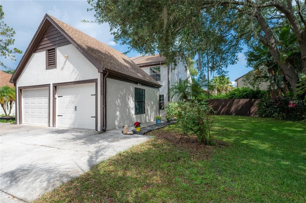 16109 DAWNVIEW DRIVE TAMPA, FL 33624