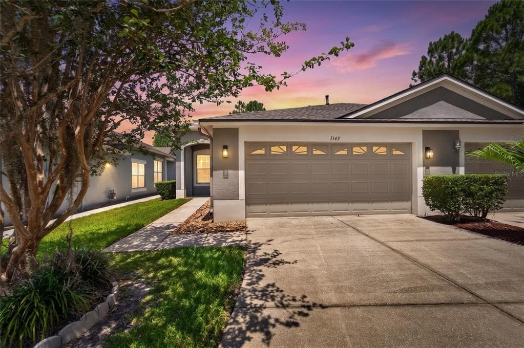 1143 WRIGHTSWYNDE COURT WESLEY CHAPEL, FL 33543