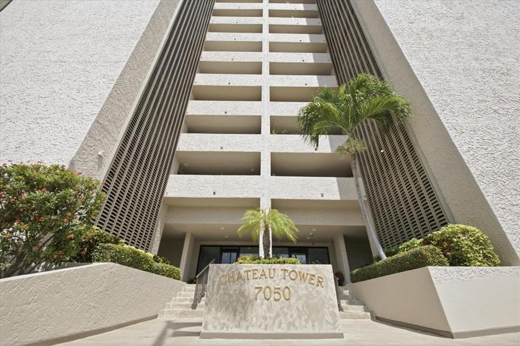 7050 SUNSET DRIVE S UNIT 216