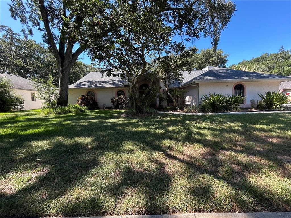 1418 HOUNDS HOLLOW COURT LUTZ, FL 33549