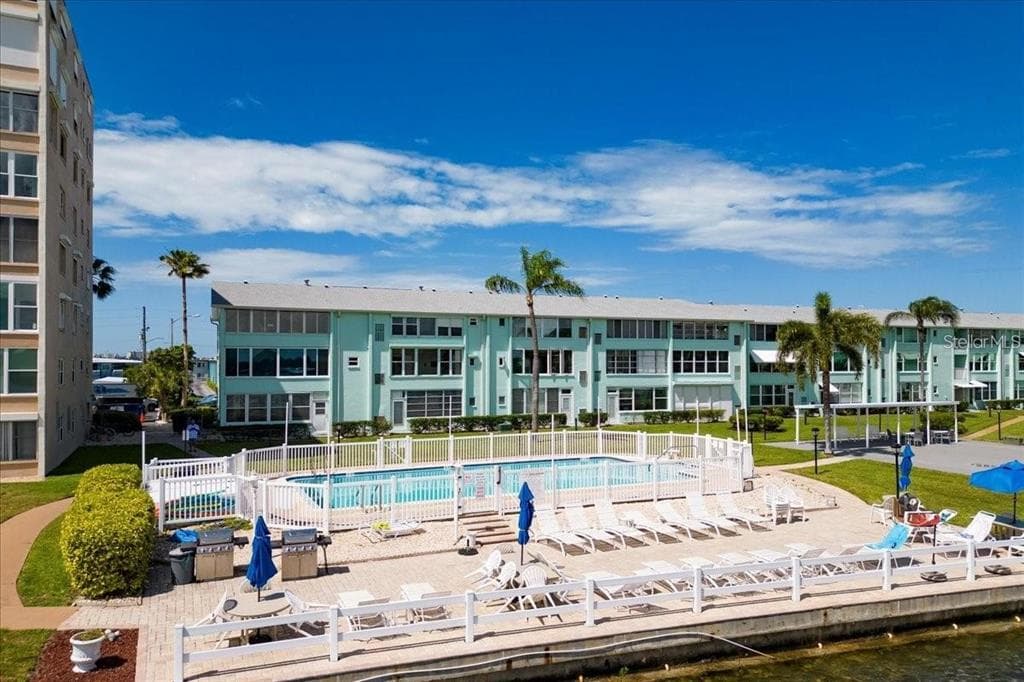 1819 SHORE DRIVE S UNIT 110 SOUTH PASADENA, FL 33707