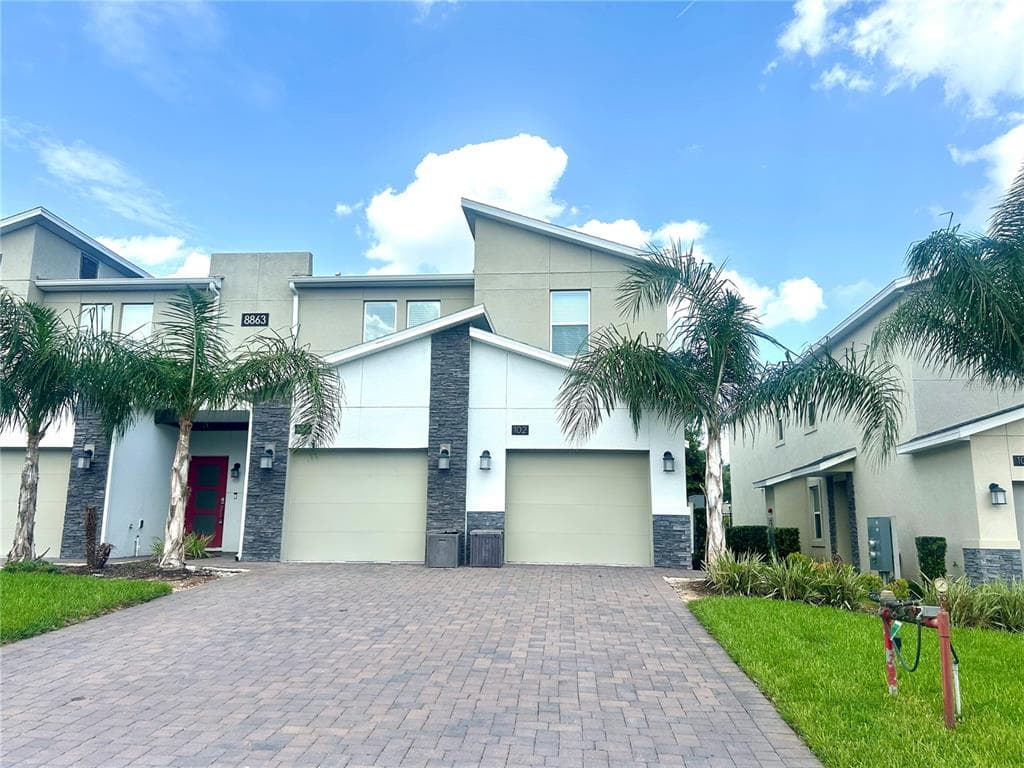 8863 CABOT CLIFFS DRIVE UNIT 102 DAVENPORT, FL 33896