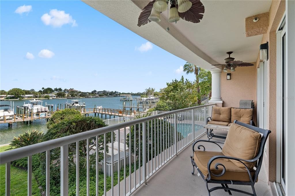 3805 GULF BOULEVARD UNIT 203