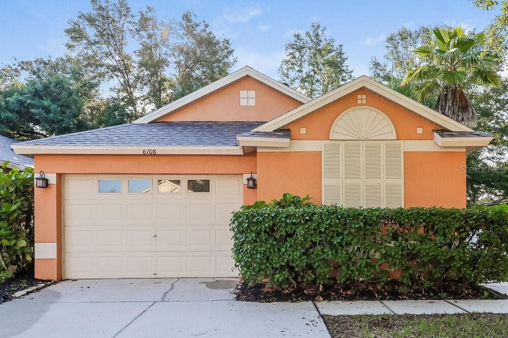 6708 SUMMER HAVEN DRIVE RIVERVIEW, FL 33578