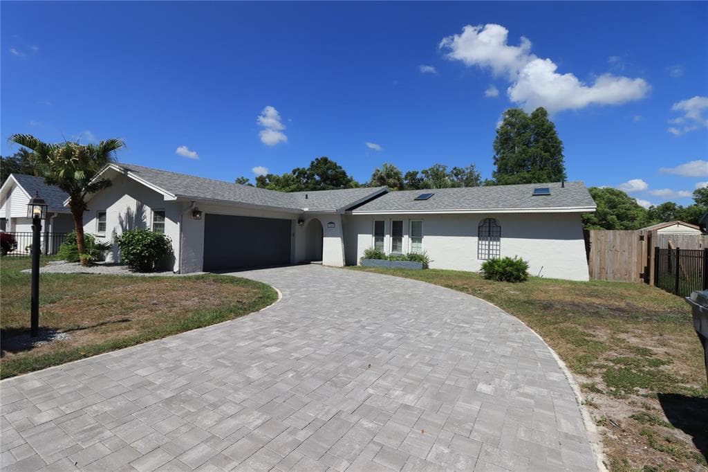 17815 SUNRISE DRIVE LUTZ, FL 33549