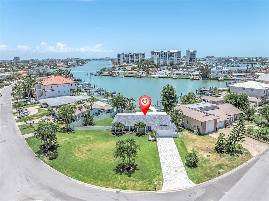 24 MARINA TERRACE TREASURE ISLAND, FL 33706