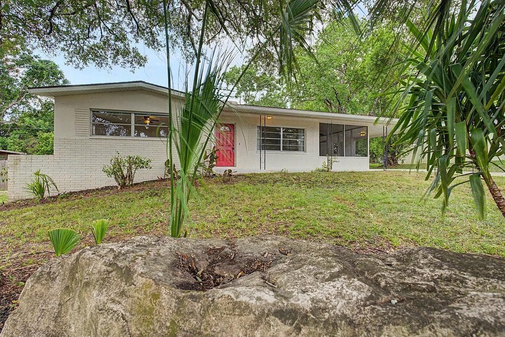 12 N TYLER STREET BEVERLY HILLS, FL 34465