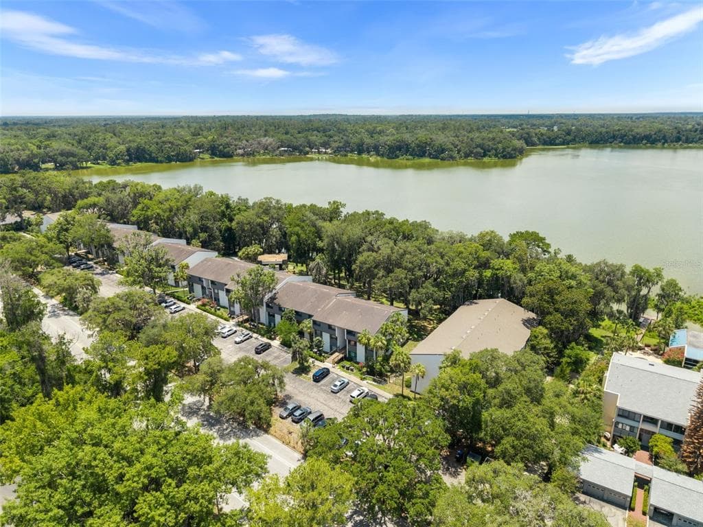 2660 SW 14TH DRIVE UNIT 125 GAINESVILLE, FL 32608
