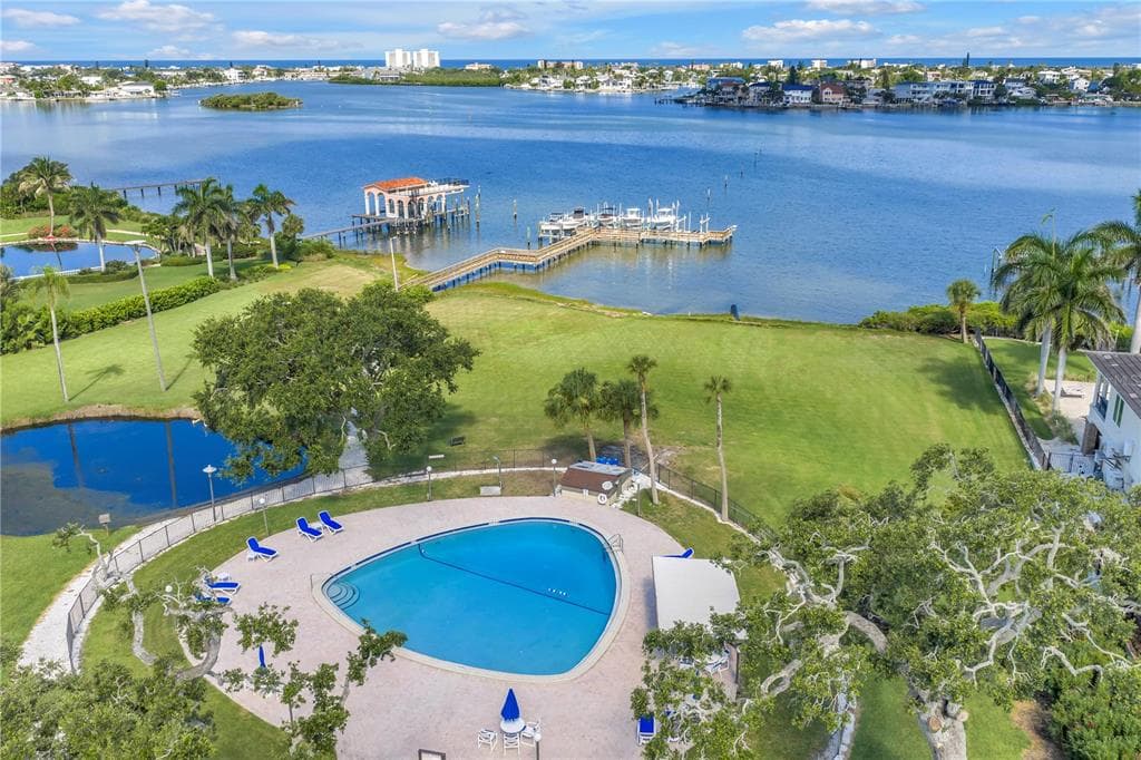 13300 INDIAN ROCKS ROAD UNIT 103 LARGO, FL 33774