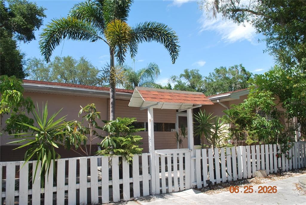 1515 NEBRASKA AVENUE PALM HARBOR, FL 34683