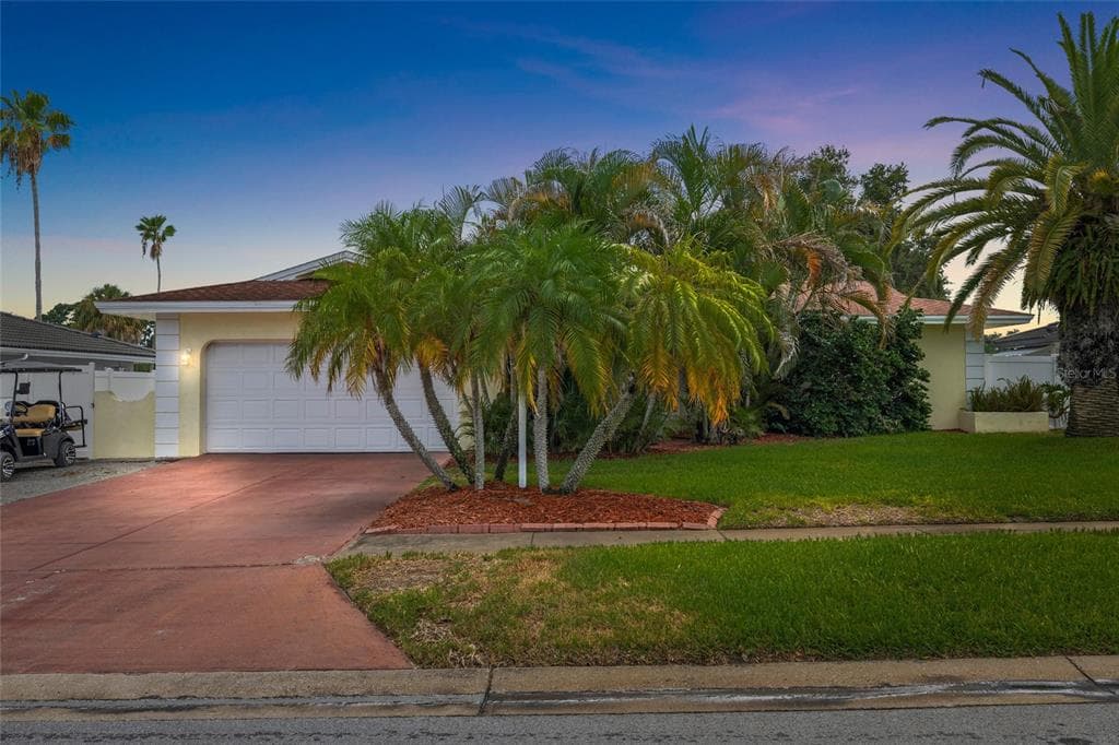 1070 MCCARTY STREET DUNEDIN, FL 34698