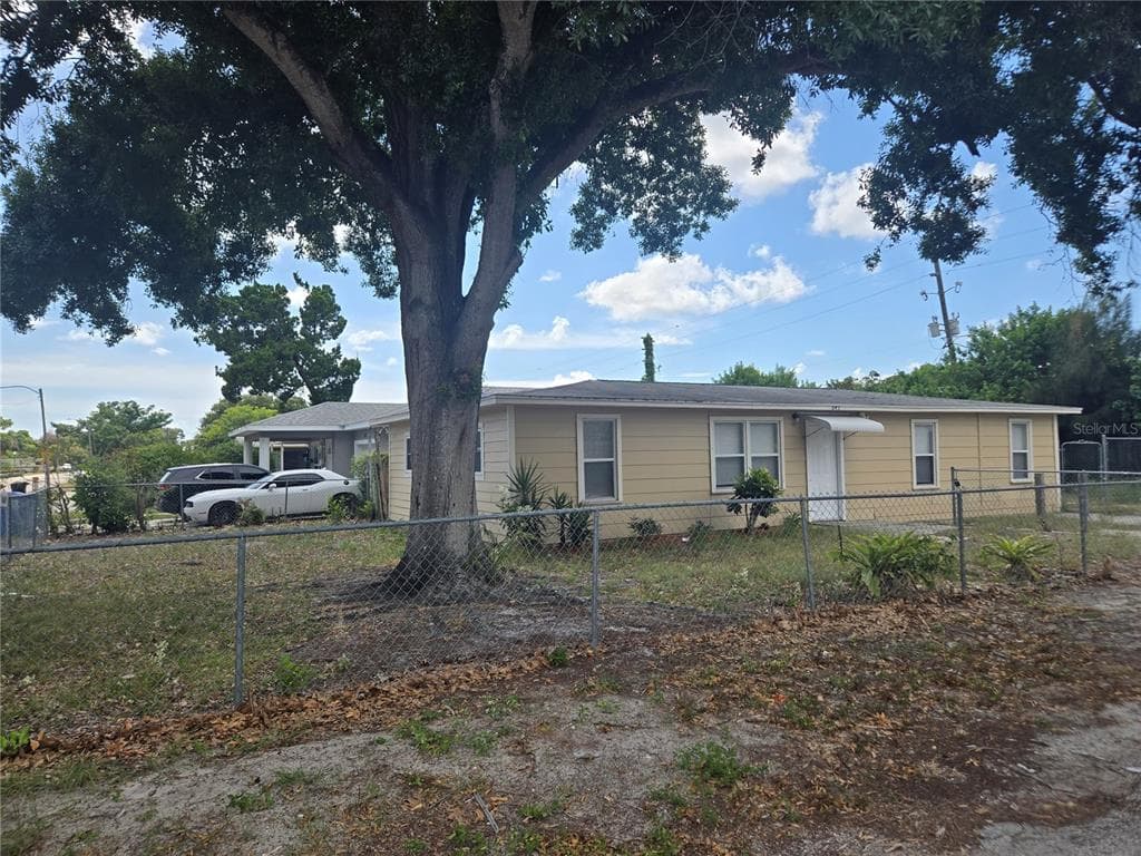 843 41ST STREET S ST PETERSBURG, FL 33711