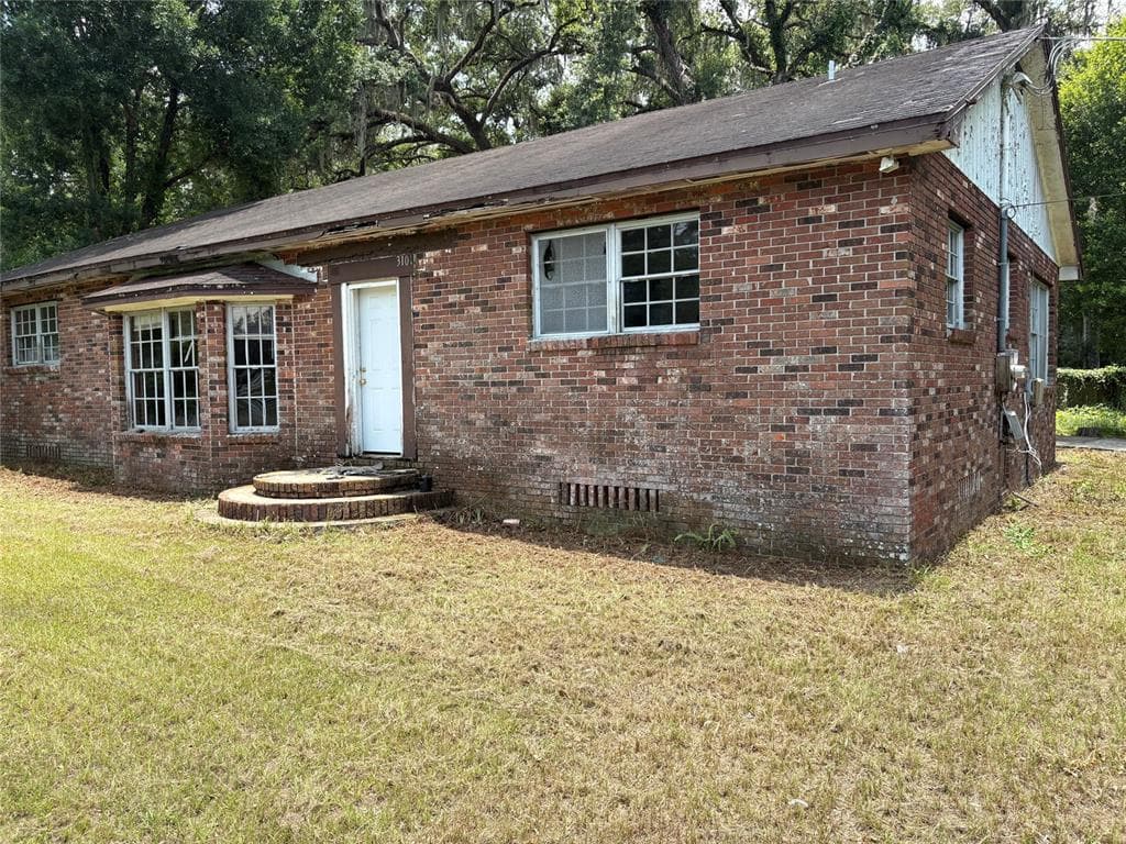3101 BLOOMINGDALE AVE VALRICO, FL 33596