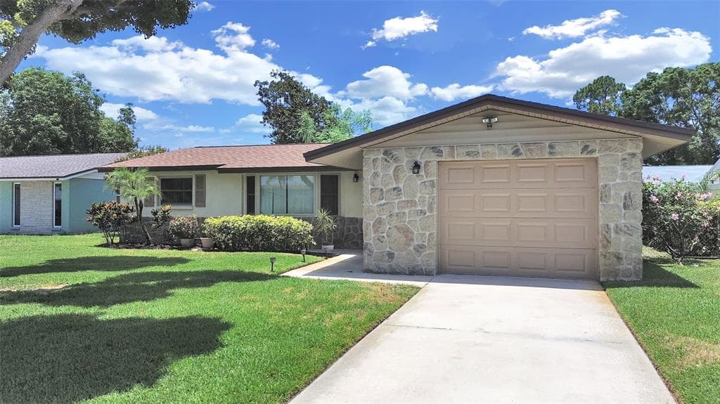 12344 82ND AVENUE SEMINOLE, FL 33772