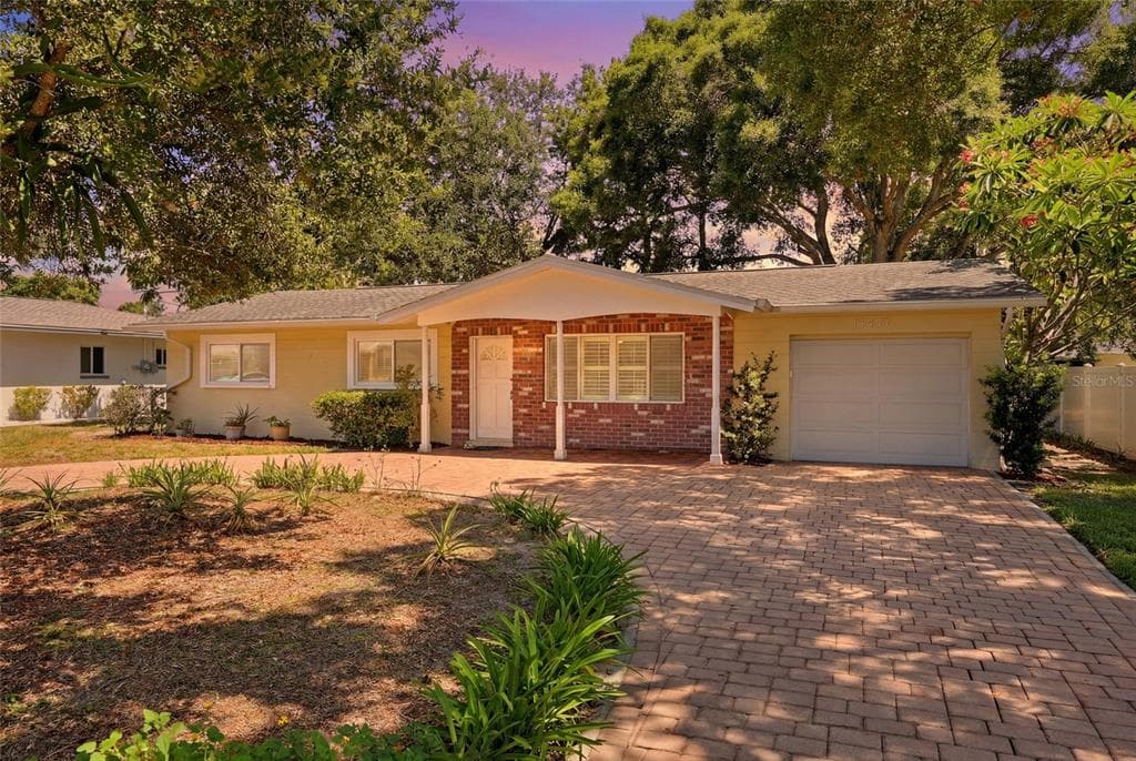 11471 88TH AVENUE SEMINOLE, FL 33772