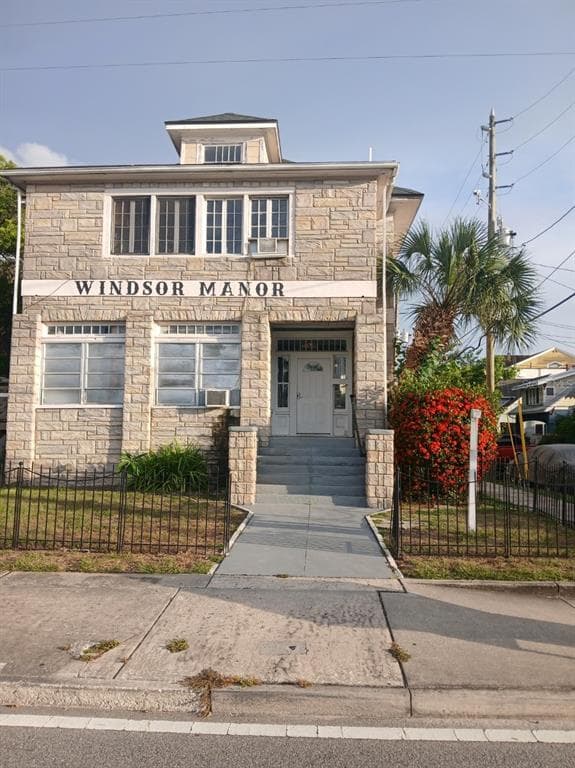 730 4TH AVENUE N UNIT 1C ST PETERSBURG, FL 33701