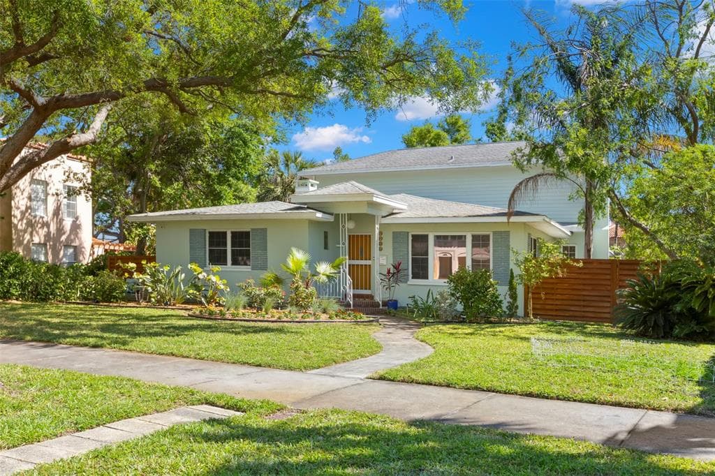 2217 BREVARD ROAD NE ST PETERSBURG, FL 33704