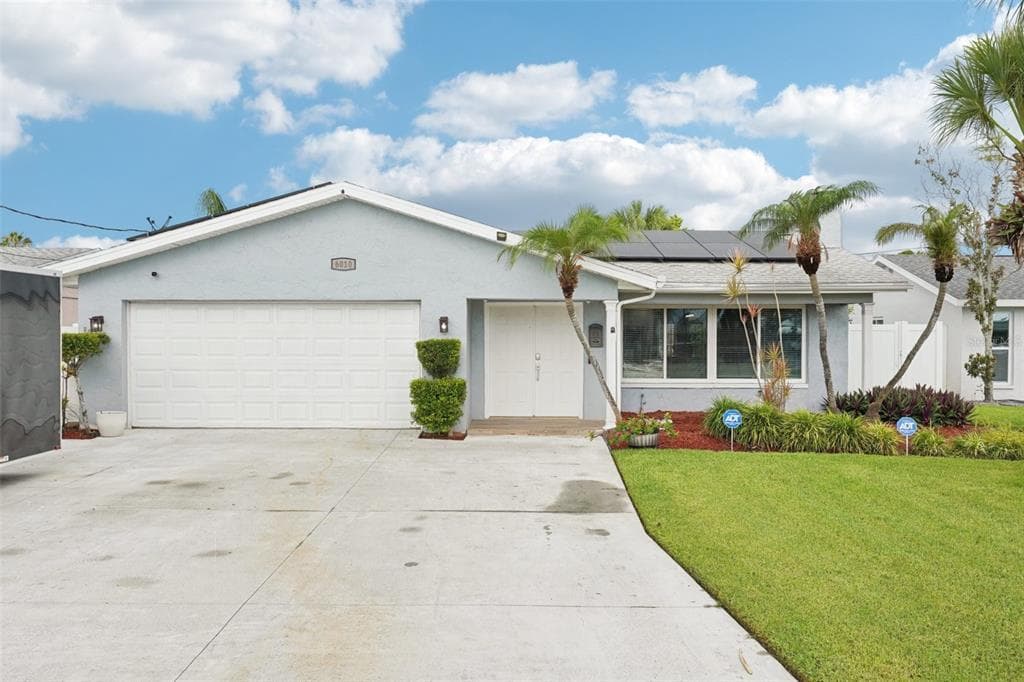 6010 BAYOU GRANDE BOULEVARD NE ST PETERSBURG, FL 33703