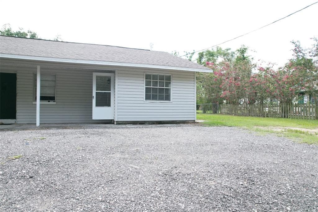 619 KNOWLES ROAD UNIT B BRANDON, FL 33511