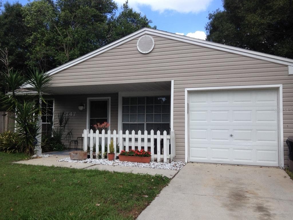 2747 KAVALIER DRIVE PALM HARBOR, FL 34684