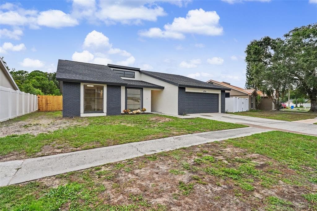 6716 TIMBERLANE WEST DRIVE TAMPA, FL 33615