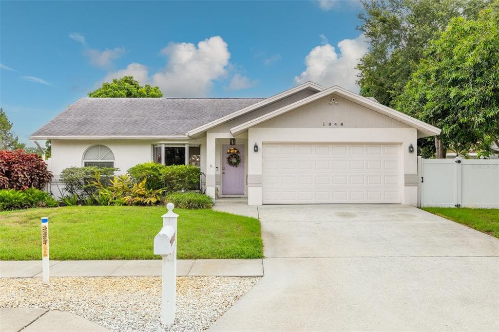 1848 77TH AVENUE N ST PETERSBURG, FL 33702