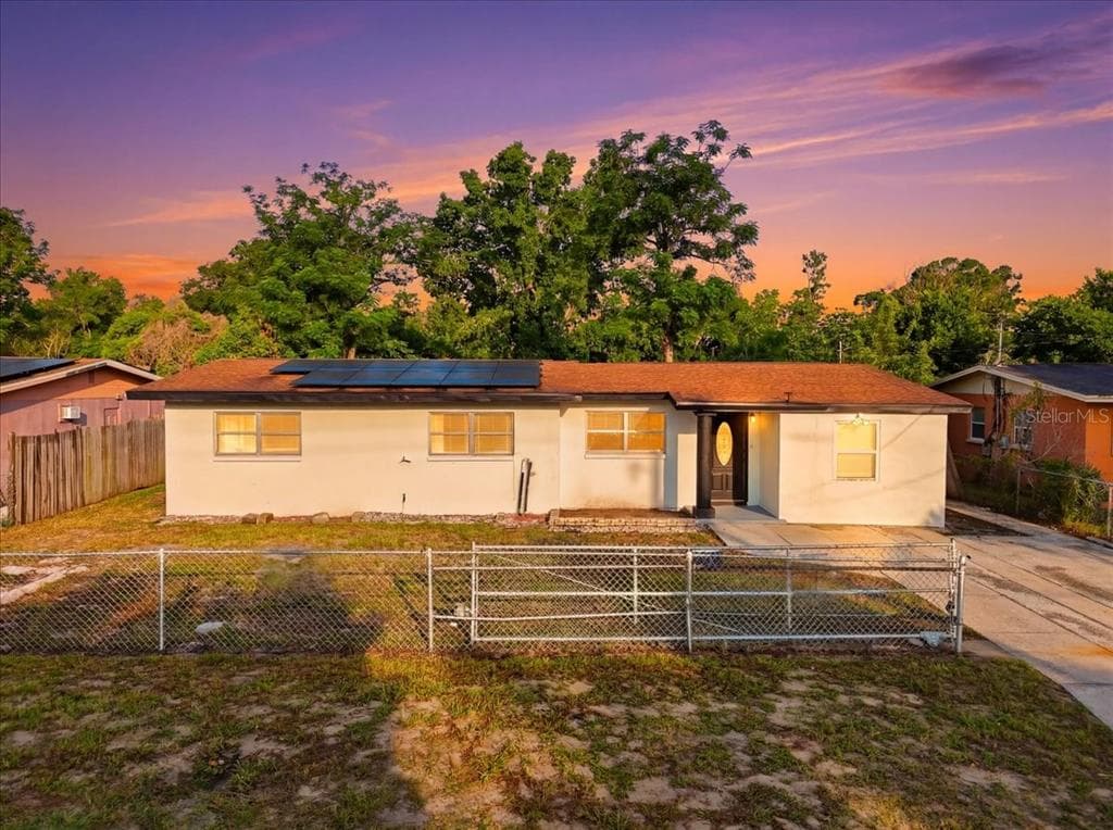 10930 N ASTER AVENUE TAMPA, FL 33612