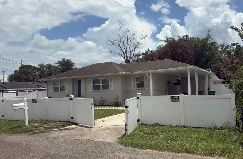 2523 WEBER STREET LAKELAND, FL 33801